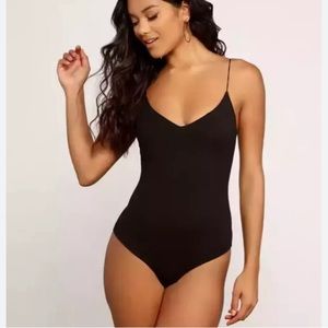 GAZE DTLA bodysuit v-neckline skinny straps Size Small